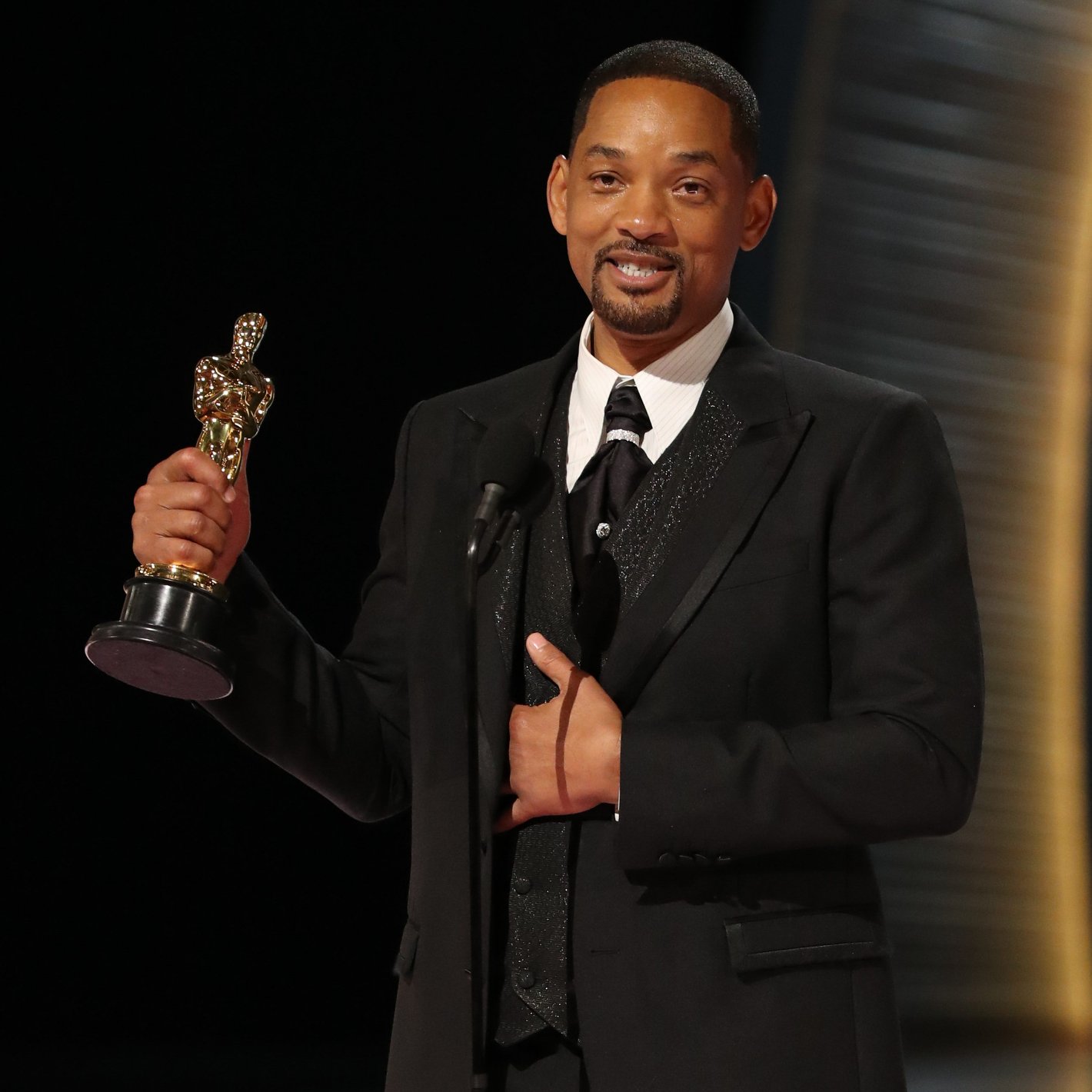  Academy Bans Will Smith from Oscars for 10 Years.