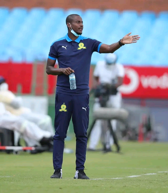  Mamelodi Sundowns coach Rhulani Mokwena Confirmed the club will release more players.